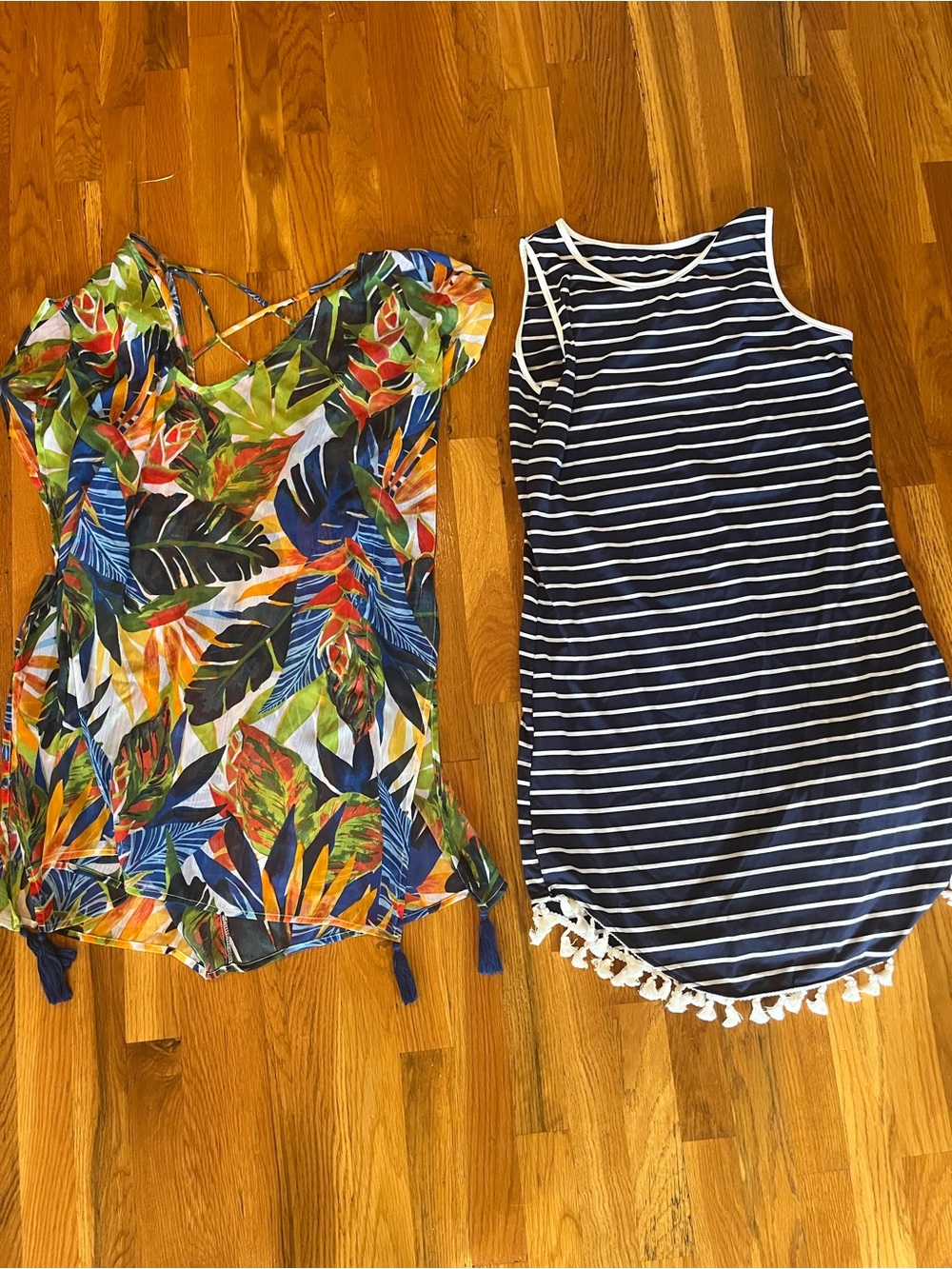 Tropical Print Short Sleeve Women’s Top - Multicolor